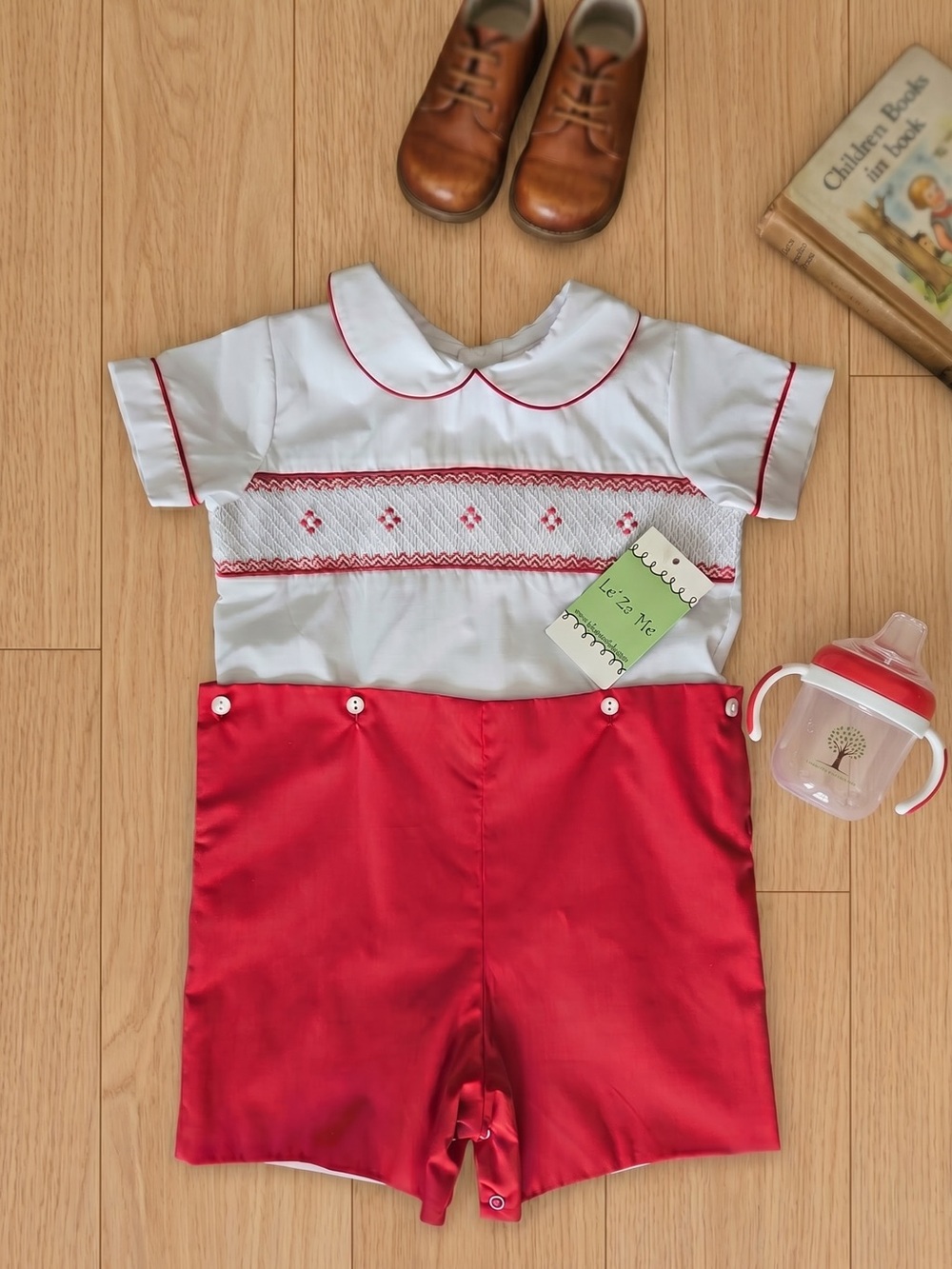 Le’ Za Me Two Piece White & Red Smocked Bobby Suit w/ Peter Pan Collar 24m